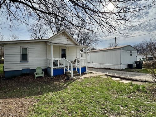 969 Linn St, Coshocton, OH, 43812-9306 | Card Image