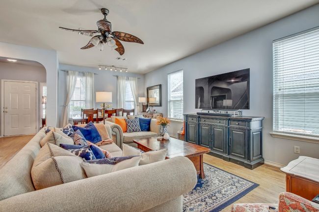 1203 Cardigan St, House other with 3 bedrooms, 3 bathrooms and 4 parking in Cedar Park TX | Image 8