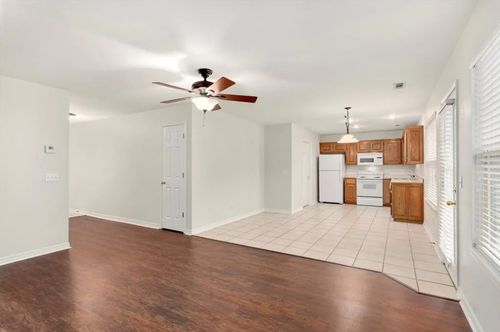 1480 E Masonic Dr, Fayetteville, AR, 72703-5146 | Card Image