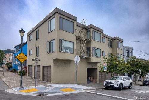201 Moraga St, San Francisco, CA, 94122-4743 | Card Image