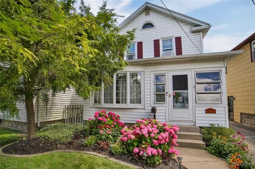 417 Robinson St, North Tonawanda, NY, 14120-7020 | Card Image