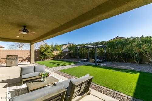 124 Strone St, Henderson, NV, 89012-5107 | Card Image