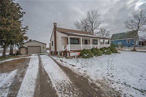 2323 Highway 56, Binbrook, ON, L0R1C0 | Card Image