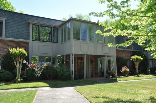 apt-c2-305 Grady Ave, Tryon, NC, 28782-3032 | Card Image