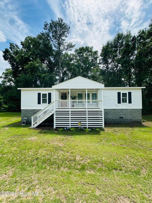 138 Simmons St, Trenton, NC, 28585-0018 | Card Image
