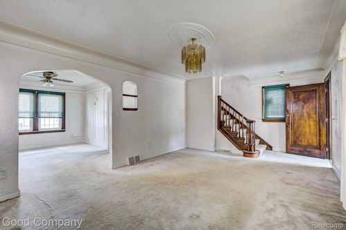16204 Roselawn St, Detroit, MI, 48221-4928 | Card Image