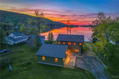 657 W Cottage Ln, De Ruyter, NY, 13052-1247 | Card Image