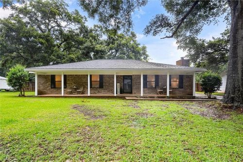 8550 Tiffani Dr, Irvington, AL, 36544-2410 | Card Image