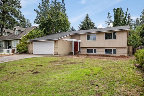 2648 E 38th Ave, Spokane, WA, 99223-4527 | Card Image