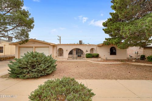 6940 Villa Hermosa Dr, El Paso, TX, 79912-2340 | Card Image