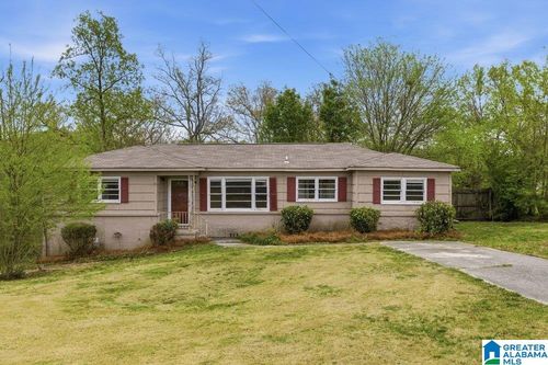 901 28th Ave Ne, Center Point, AL, 35215-2880 | Card Image