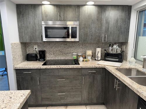 apt-101-9201 Lime Bay Blvd, Tamarac, FL, 33321-8680 | Card Image