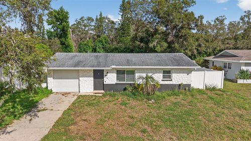 1430 Parkview Ln, LARGO, FL, 33770-4413 | Card Image