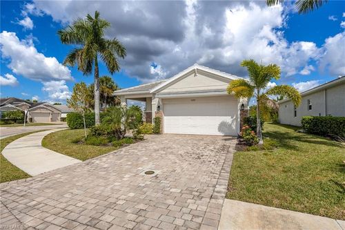 16697 Seasons Coast Dr, BONITA SPRINGS, FL, 34135-9072 | Card Image