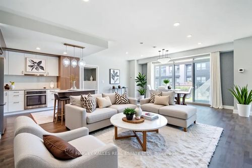 366-1575 Lakeshore Rd W, Mississauga, ON, L5J0B1 | Card Image