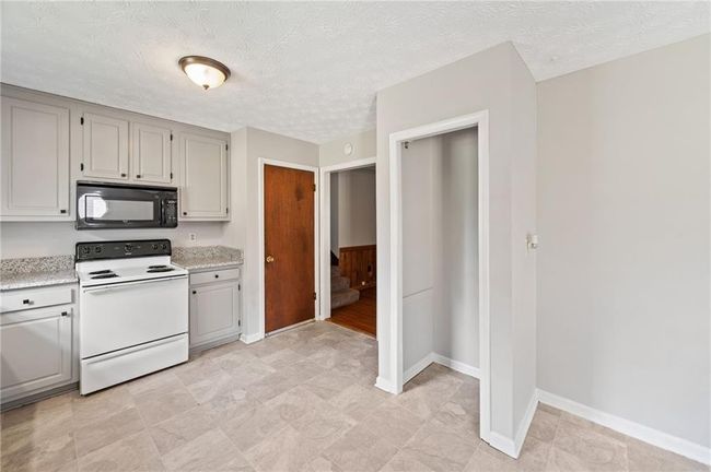 58 6 Th Ave W, House other with 3 bedrooms, 2 bathrooms and null parking in Dallas GA | Image 6