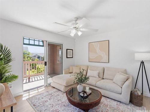 z202-94-870 Lumiauau St, Waipahu, HI, 96797-4804 | Card Image