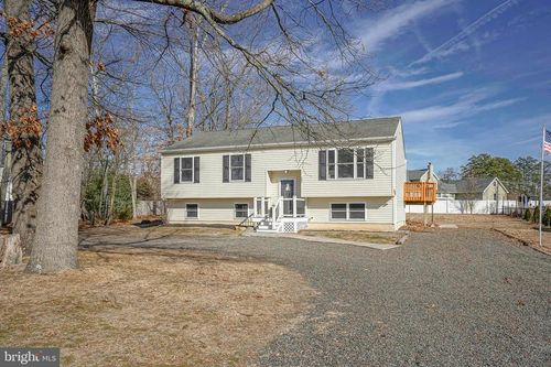 402 Holly Dr, ATCO, NJ, 08004-2002 | Card Image