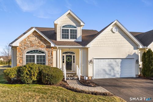 9-9 Green Briar Dr, Suffield, CT, 06078-2457 | Card Image