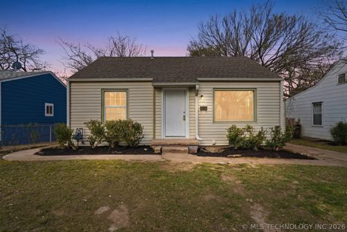 250 S Richmond Ave, Tulsa, OK, 74112-1310 | Card Image