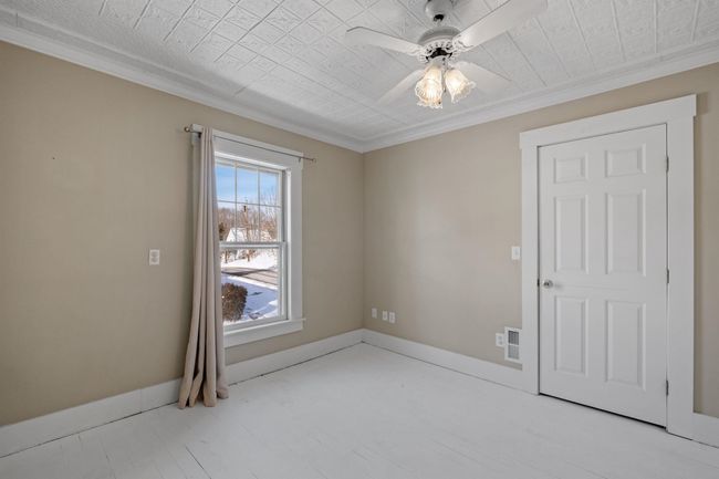 75 Warren St, House other with 4 bedrooms, 3 bathrooms and null parking in Laconia NH | Image 35