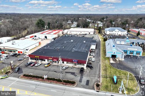 252 252 Bethlehem Pike Pike, COLMAR, PA, 18915 | Card Image