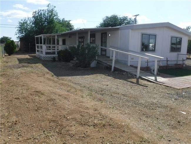 Front of Structure | Image 28