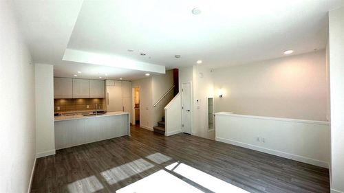 259-2035 Glenaire Dr, North Vancouver, BC, V7P1Y2 | Card Image
