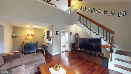1008B Ralston Dr, MOUNT LAUREL, NJ, 08054-3353 | Card Image