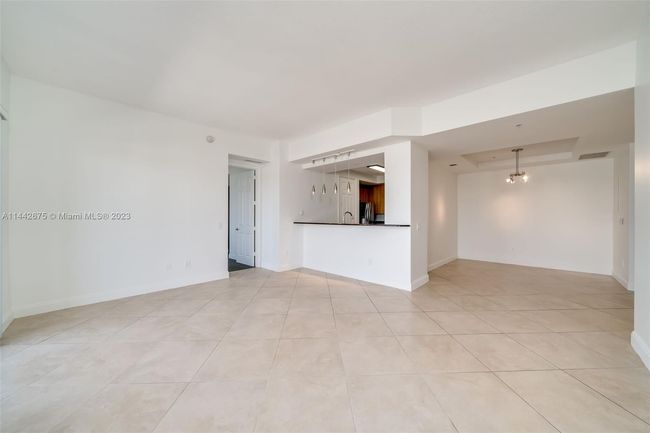APT-305 - 2633 Ne 14 Th Ave, Condo with 2 bedrooms, 2 bathrooms and null parking in Wilton Manors FL | Image 34