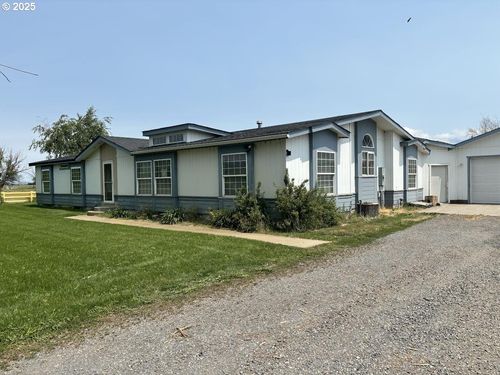 63411 Bond Ln, La Grande, OR, 97850-5302 | Card Image