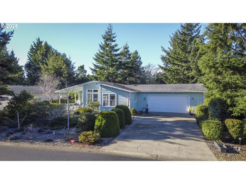 515 Robin Ln, Florence, OR, 97439-8885 | Card Image