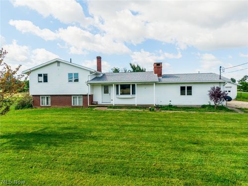 5852 W Old Lincoln Way, Wooster, OH, 44691-9366 | Card Image