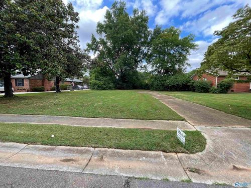 4411 Lakeview Drive, Huntsville, AL, 35810 | Card Image