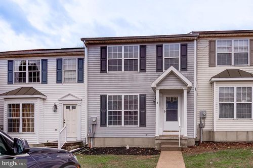 321 Copperfield Ln, Winchester, VA, 22602-6179 | Card Image