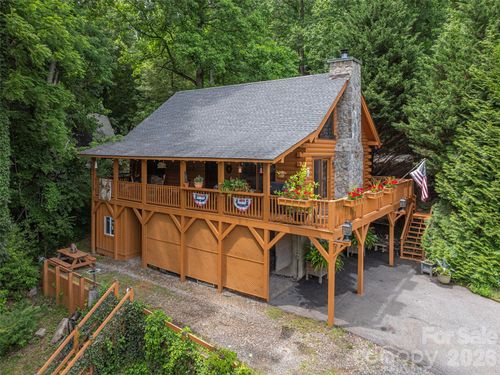 193 Valley Creek Dr, Maggie Valley, NC, 28751-8669 | Card Image