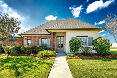 349 Port Royal Way, Houma, LA, 70360-3221 | Card Image