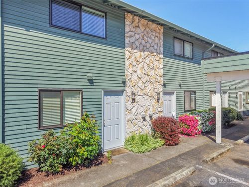 5-1040 S 320th Street, Federal Way, WA, 98003 | Card Image
