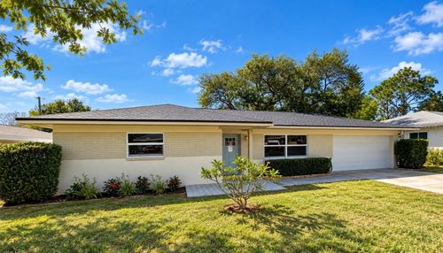 644 Manor Dr W, DUNEDIN, FL, 34698-7805 | Card Image