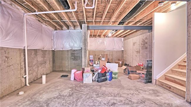 3899 Pepperwell Cir, House other with 4 bedrooms, 3 bathrooms and null parking in Dayton OH | Image 59