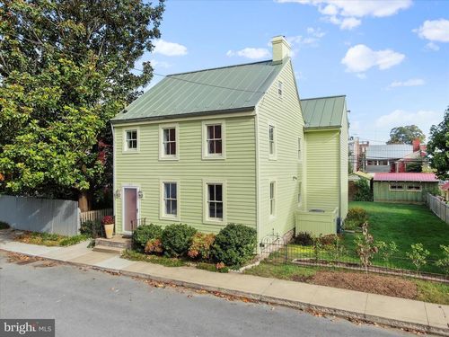 103 E New St, SHEPHERDSTOWN, WV, 25443-2108 | Card Image