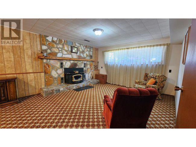 3900 Woodland Dr, House other with 3 bedrooms, 3 bathrooms and 3 parking in Trail BC | Image 20
