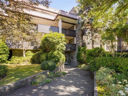 203-1120 Fairfield Rd, Victoria, BC, V8V3A7 | Card Image