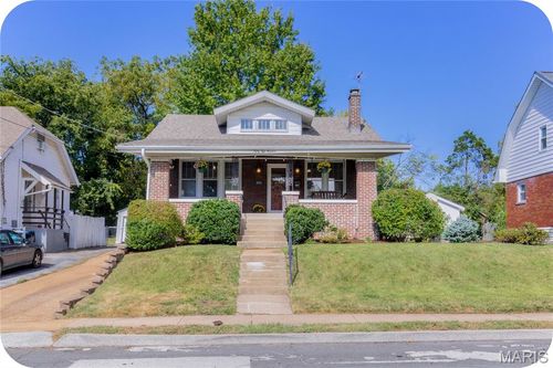 8819 Argyle Ave, Overland, MO, 63114-4901 | Card Image
