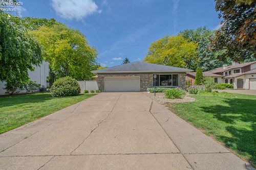 3415 Stonyridge Dr, Sandusky, OH, 44870-5470 | Card Image