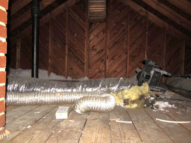 Attic | Image 15