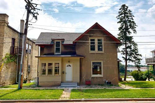 204 Wisconsin Dr, Jefferson, WI, 53549-1457 | Card Image