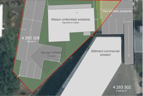 {{alt}} | Card Image