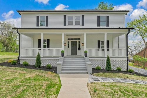 607 North St, Bedford, VA, 24523-3423 | Card Image