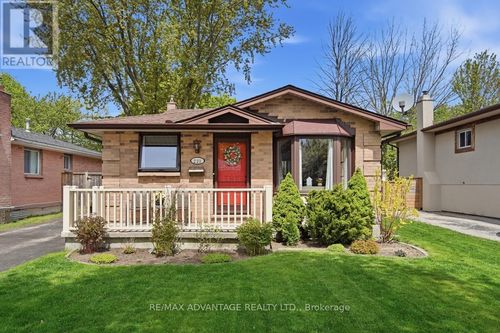 223 Ardsley Cres, London, ON, N6G3W6 | Card Image